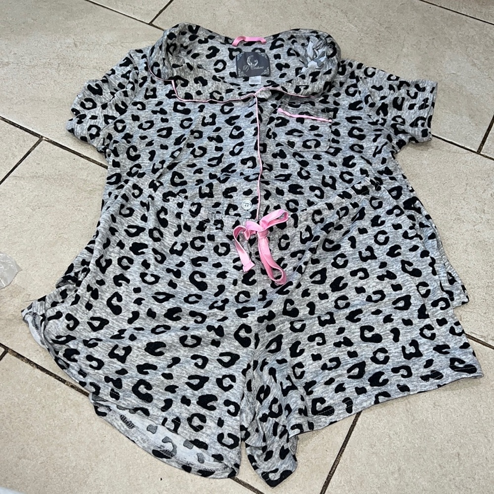 PJ COUTURE LEOPARD PRINT BRUSHED FLEECE PAJAMA SET plus size